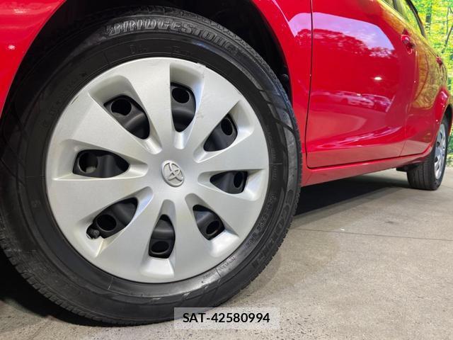 Toyota AQUA 2013-07 8691698-9