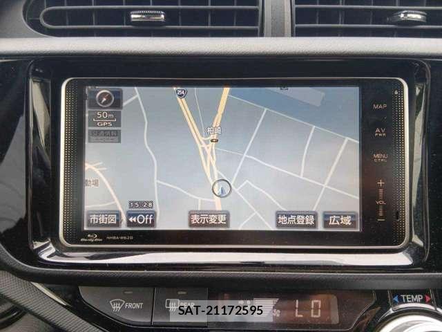 Toyota AQUA 2015-03 8691705-13