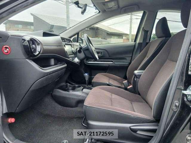 Toyota AQUA 2015-03 8691705-6