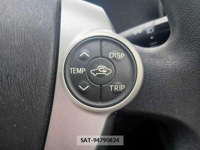 Toyota AQUA 2013-03 8691706-11