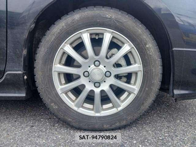 Toyota AQUA 2013-03 8691706-19