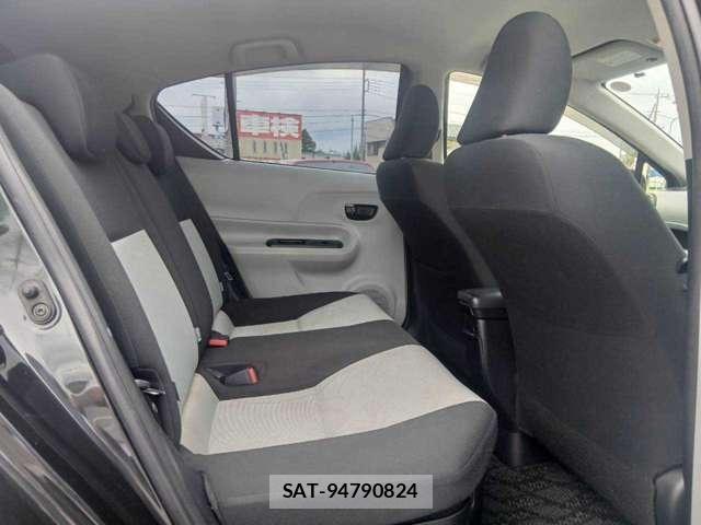 Toyota AQUA 2013-03 8691706-6