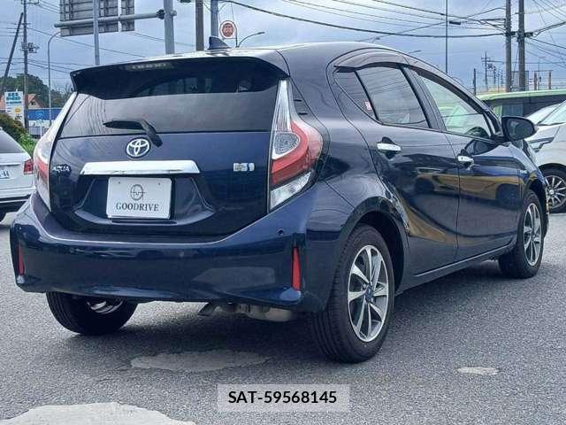 Toyota AQUA 2019-06 8691709-1
