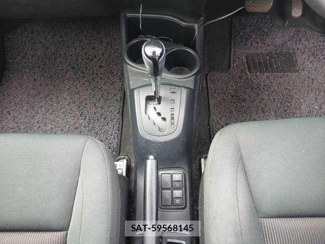 Toyota AQUA 2019-06 8691709-17