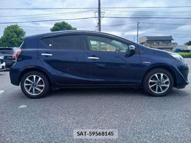 Toyota AQUA 2019-06 8691709-2