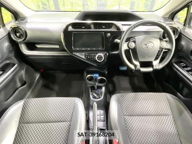 Toyota AQUA 2018-04 8691816-1