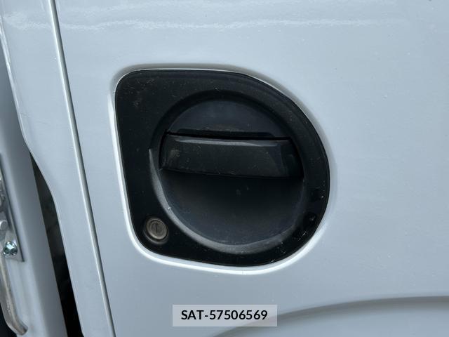 Nissan ATLAS 2016-01 8690662-12
