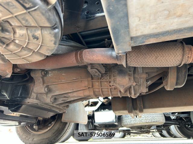 Nissan ATLAS 2016-01 8690662-19