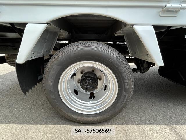 Nissan ATLAS 2016-01 8690662-9