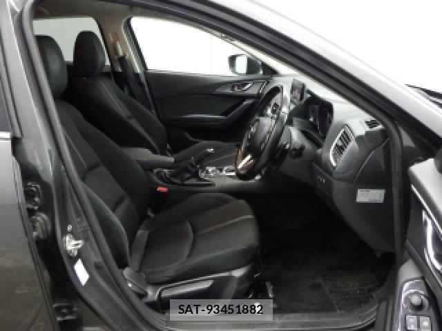 Mazda AXELA SPORT 2016-09 8691482-3