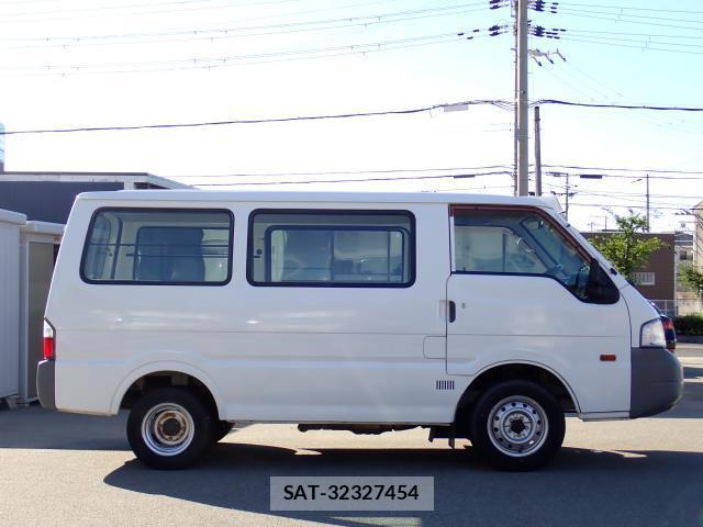 Mazda BONGO VAN 2012-01 8690490-3