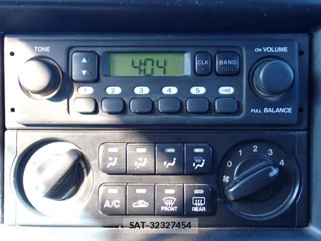 Mazda BONGO VAN 2012-01 8690490-4