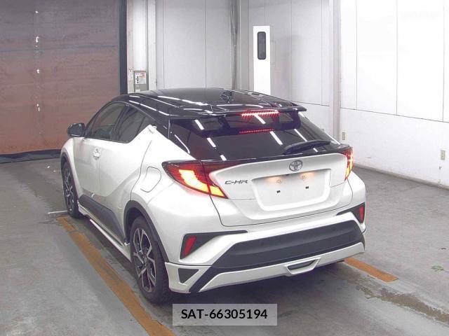 Toyota C-HR 2020 8691451-1