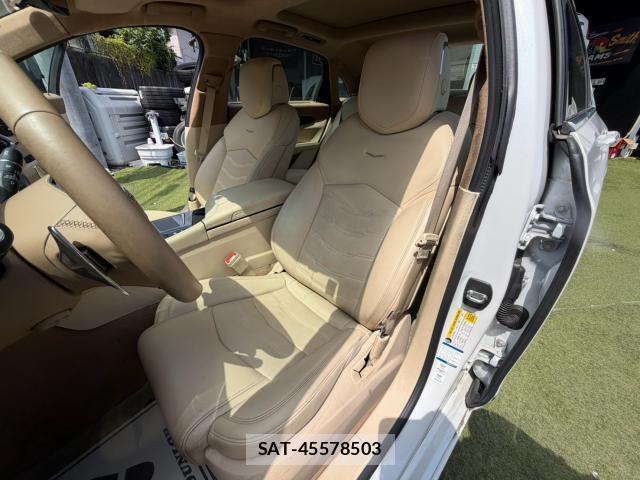 Cadillac CT6 2018-05 8691958-5