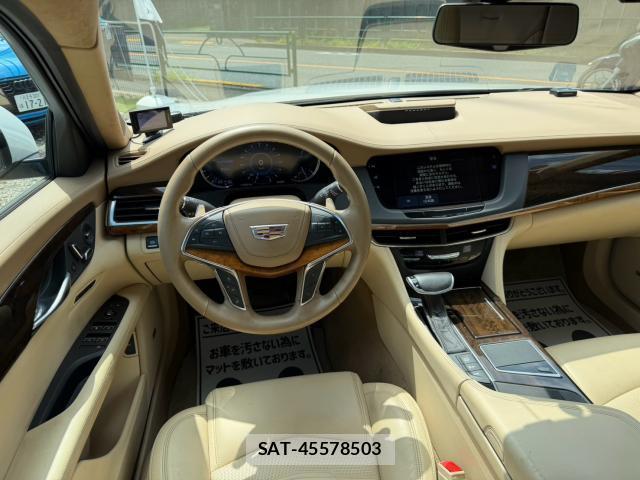 Cadillac CT6 2018-05 8691958-8