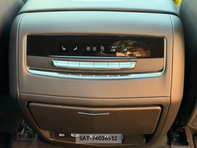 Cadillac ESCALADE 2023-12 8690462-10