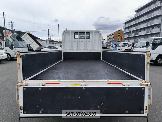 MITSUBISHI FUSO CANTER 2020-09 8690493-6