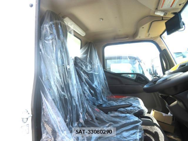 MITSUBISHI FUSO CANTER 2026-07 8690828-15
