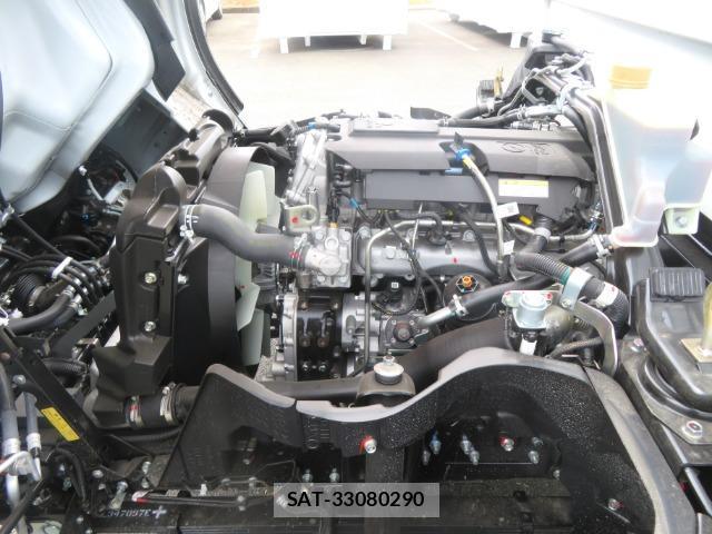 MITSUBISHI FUSO CANTER 2026-07 8690828-7
