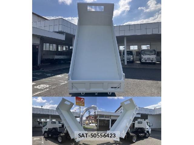 MITSUBISHI FUSO CANTER 2015-04 8691288-8