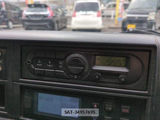 MITSUBISHI FUSO CANTER 2016-06 8691567-4