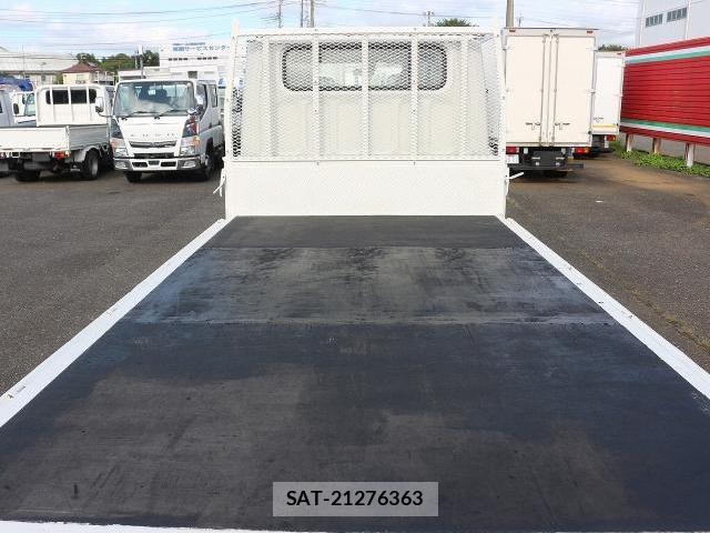 MITSUBISHI FUSO CANTER 2018-04 8691599-11