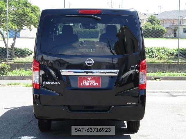 Nissan Caravan 2022-11 8691997-11