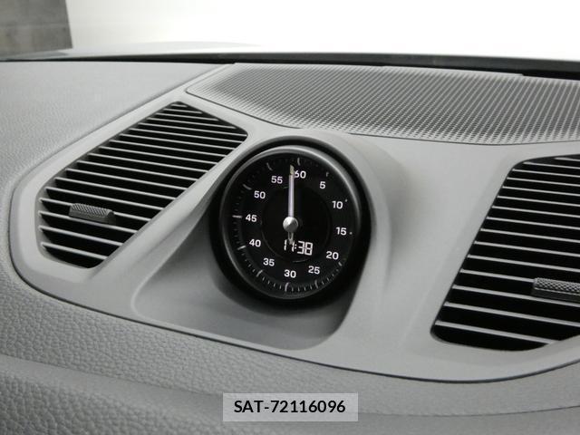 Porsche CAYENNE 2024-04 8691827-18