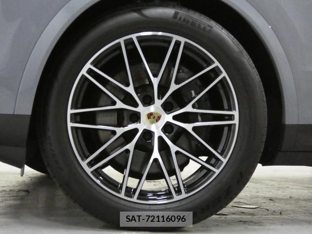 Porsche CAYENNE 2024-04 8691827-5