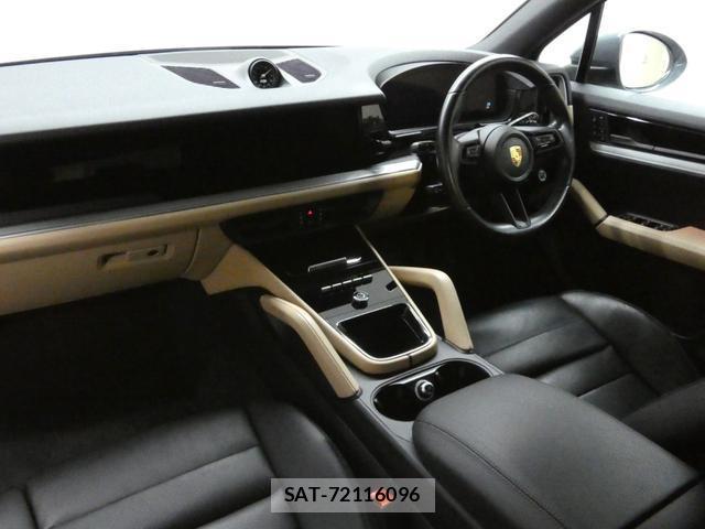 Porsche CAYENNE 2024-04 8691827-6