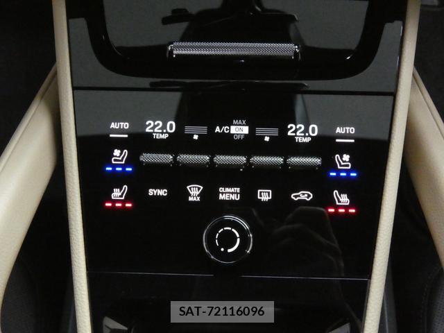 Porsche CAYENNE 2024-04 8691827-8