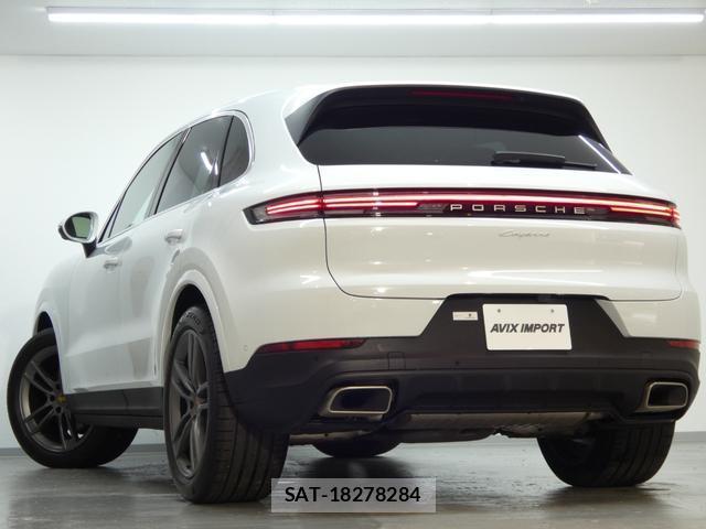 Porsche CAYENNE 2023-09 8691828-1
