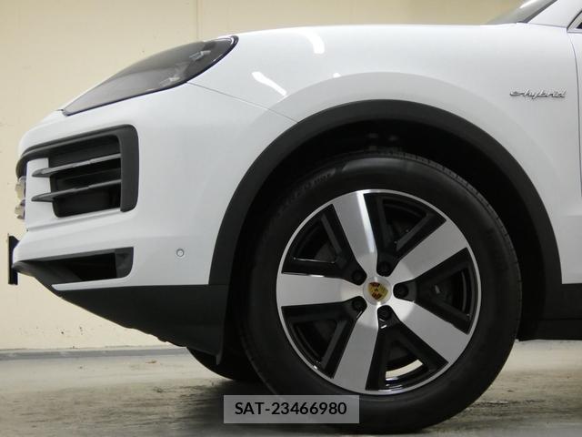 Porsche CAYENNE 2024-02 8691830-4