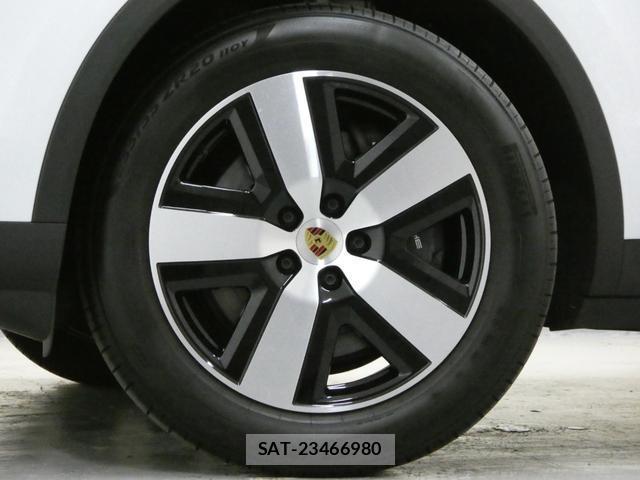 Porsche CAYENNE 2024-02 8691830-5