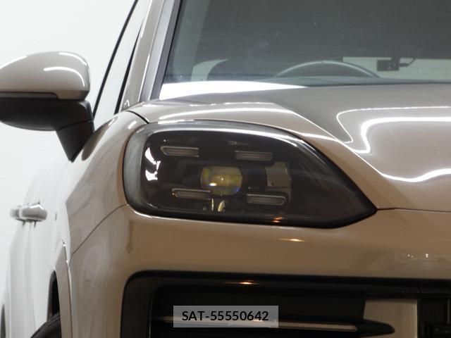 Porsche CAYENNE 2023-10 8691831-2