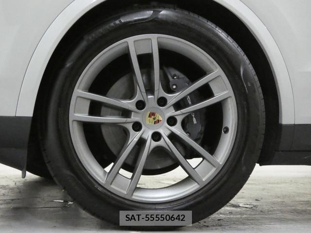 Porsche CAYENNE 2023-10 8691831-5