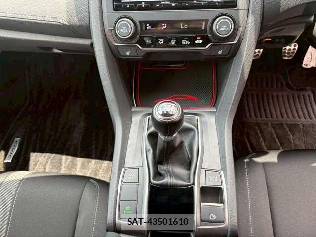 Honda CIVIC 2019-02 8690393-14