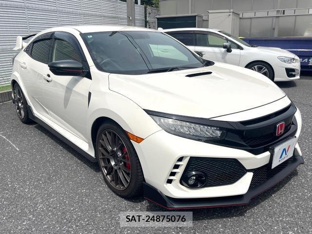 Honda CIVIC 2018-01 8691110-15