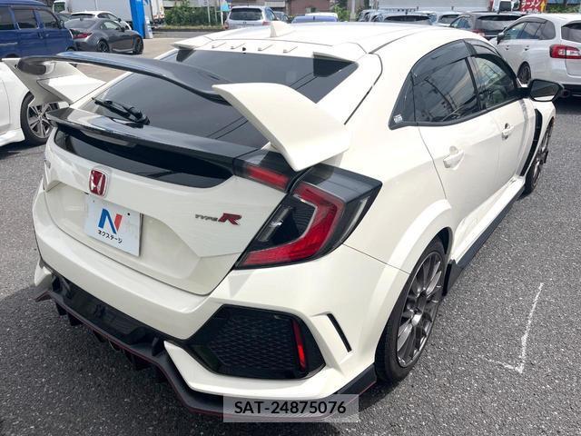 Honda CIVIC 2018-01 8691110-16
