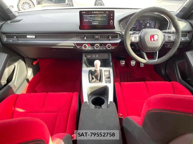 Honda CIVIC 2025-05 8691111-1