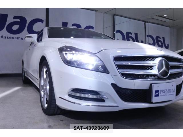 Mercedes Benz CLS-CLASS 2013-08 8691837-14