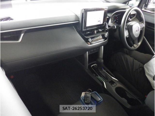 Toyota COROLLA CROSS 2023-12 8691877-4