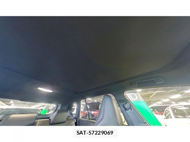 Toyota COROLLA CROSS 2022-05 8691883-7