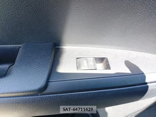 Toyota COROLLA FIELDER 2019-08 8690561-12