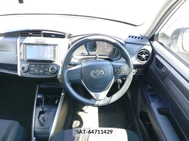 Toyota COROLLA FIELDER 2019-08 8690561-2