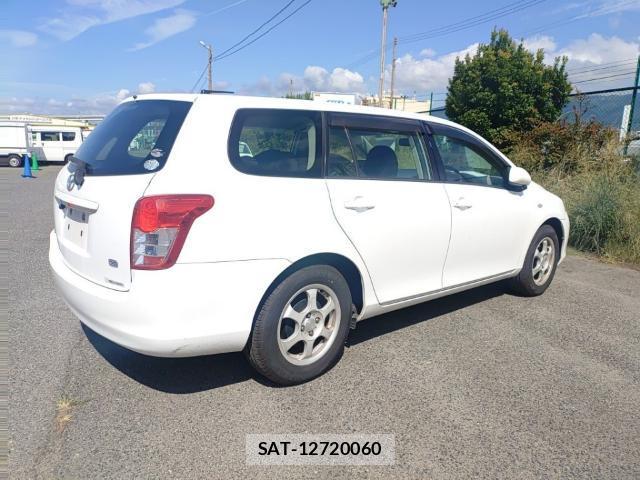 Toyota COROLLA FIELDER 2009-08 8690568-4
