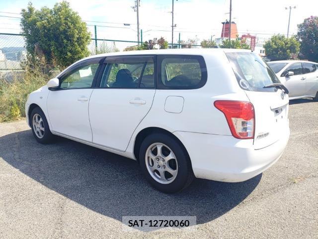 Toyota COROLLA FIELDER 2009-08 8690568-5