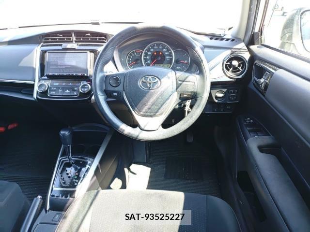 Toyota COROLLA FIELDER 2018-08 8690569-2