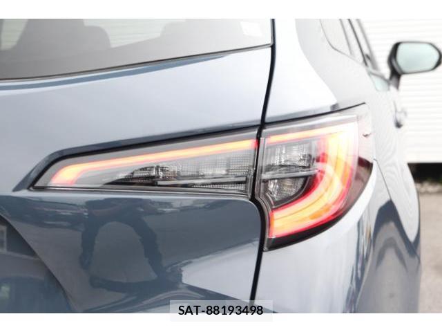Toyota COROLLA TOURING 2024-03 8690337-19