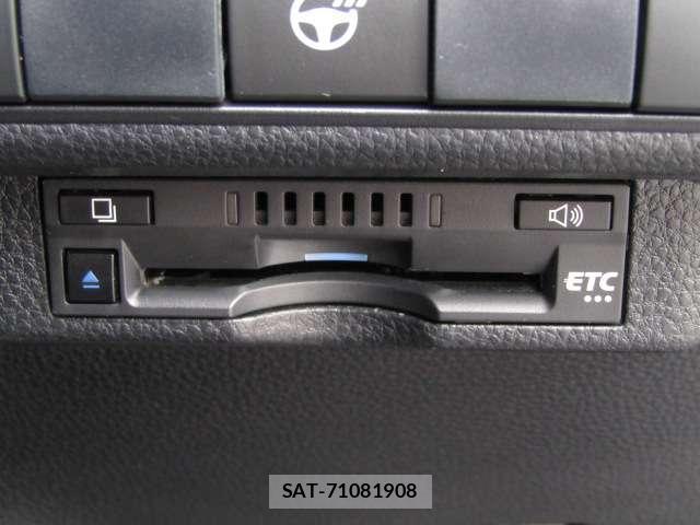 Toyota COROLLA TOURING 2020-02 8691740-13